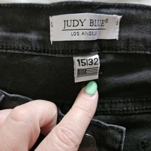 Judy Blue Distressed Black Women's Jeans Button Up Size 15/32 - Picture 5 of 10